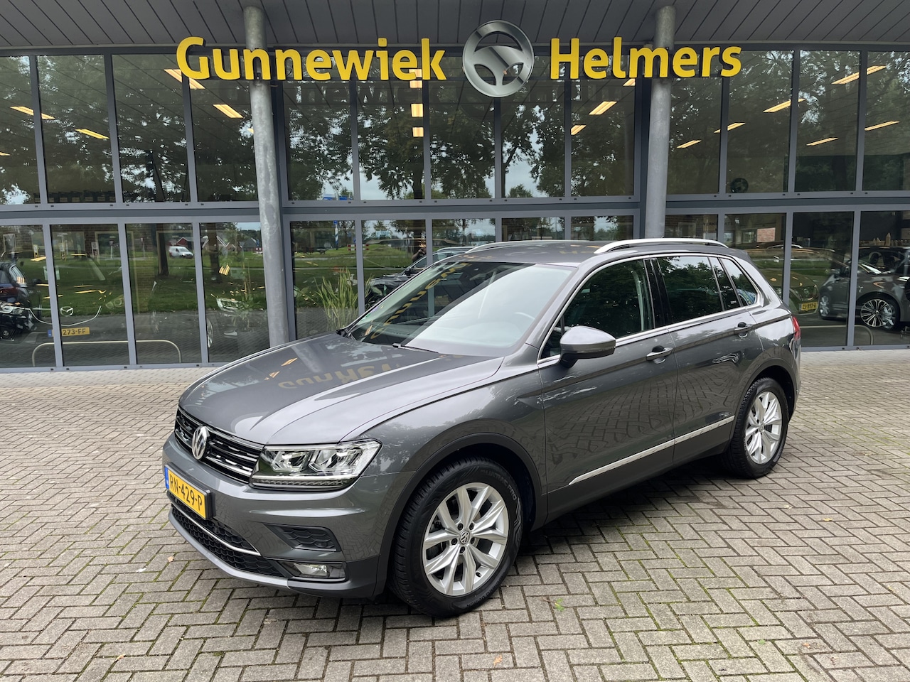 Volkswagen Tiguan - 1.4 TSI ACT Highline | ELEKTR TREKHAAK | CARPLAY | VIRTUAL COCKPIT | LED - AutoWereld.nl