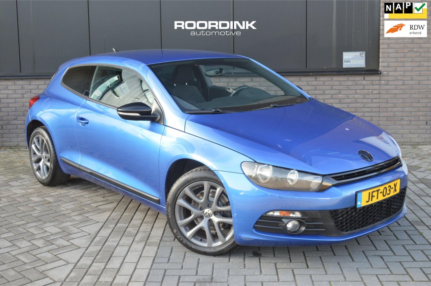 Volkswagen Scirocco - 2.0 TSI|Remus|Cruise|Stoelverwarming - AutoWereld.nl