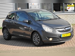 Opel Corsa - 1.2-16V '111' Edition NAVI AIRCO CRUISE