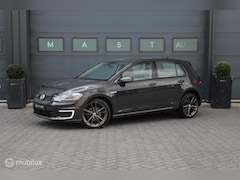 Volkswagen e-Golf - | NAP | ACC | Warmtepomp | Apple CarPlay