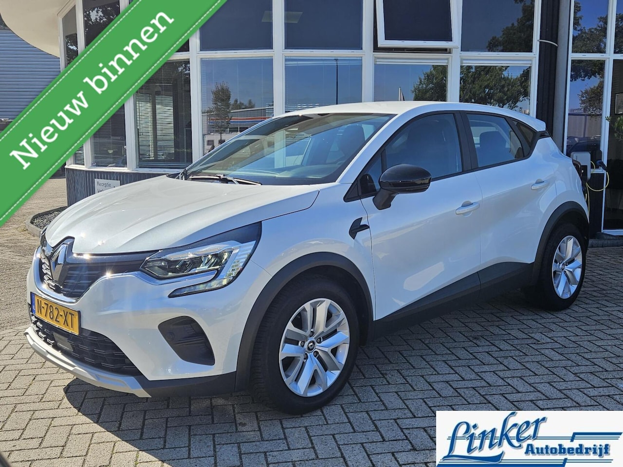 Renault Captur - 1.6 E-Tech Hybrid 145 Zen NL-AUTO CAMERA TREKHAAK - AutoWereld.nl