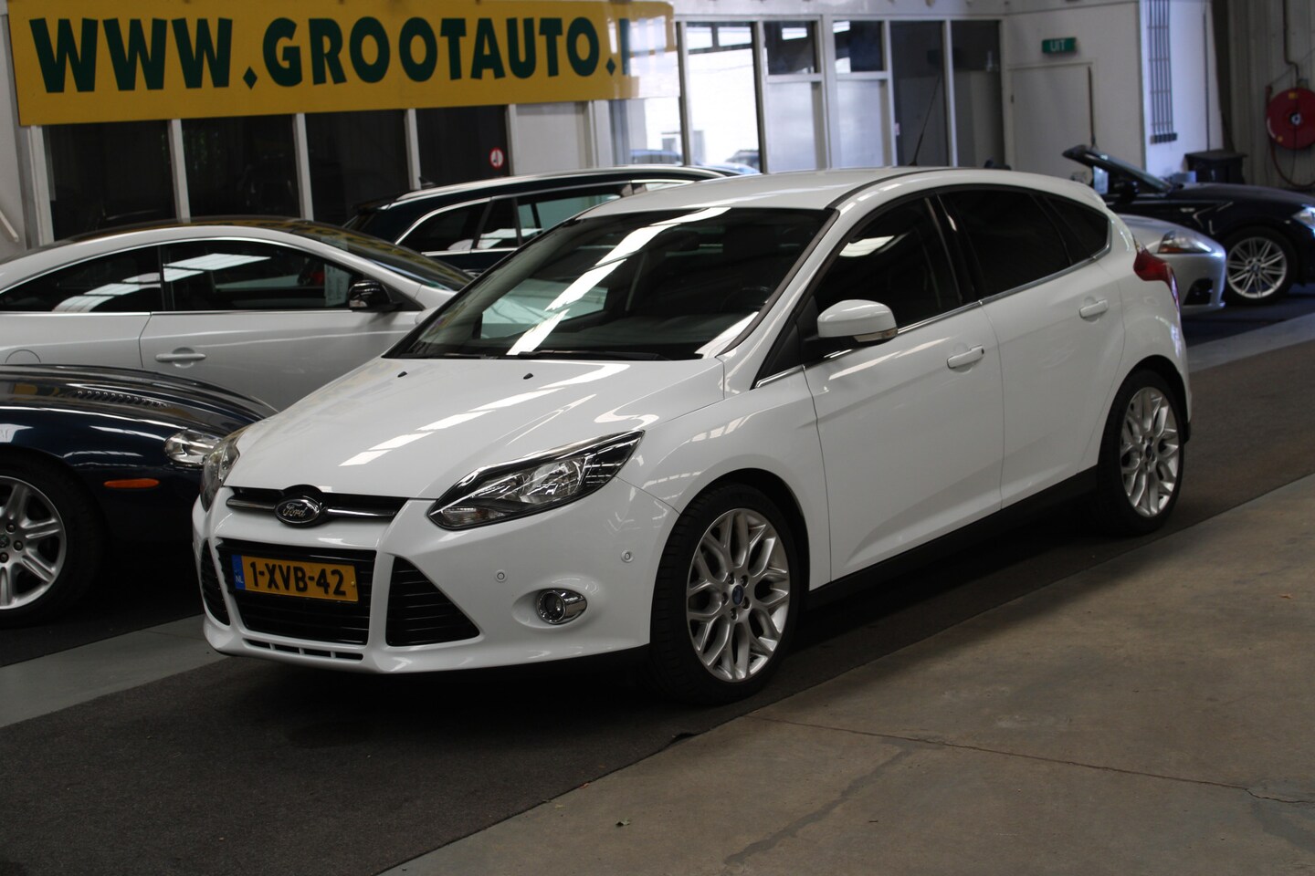 Ford Focus - 1.0 EcoBoost Edition Plus Airco, Cruise Control, Trekhaak, Stuurbekrachtiging - AutoWereld.nl