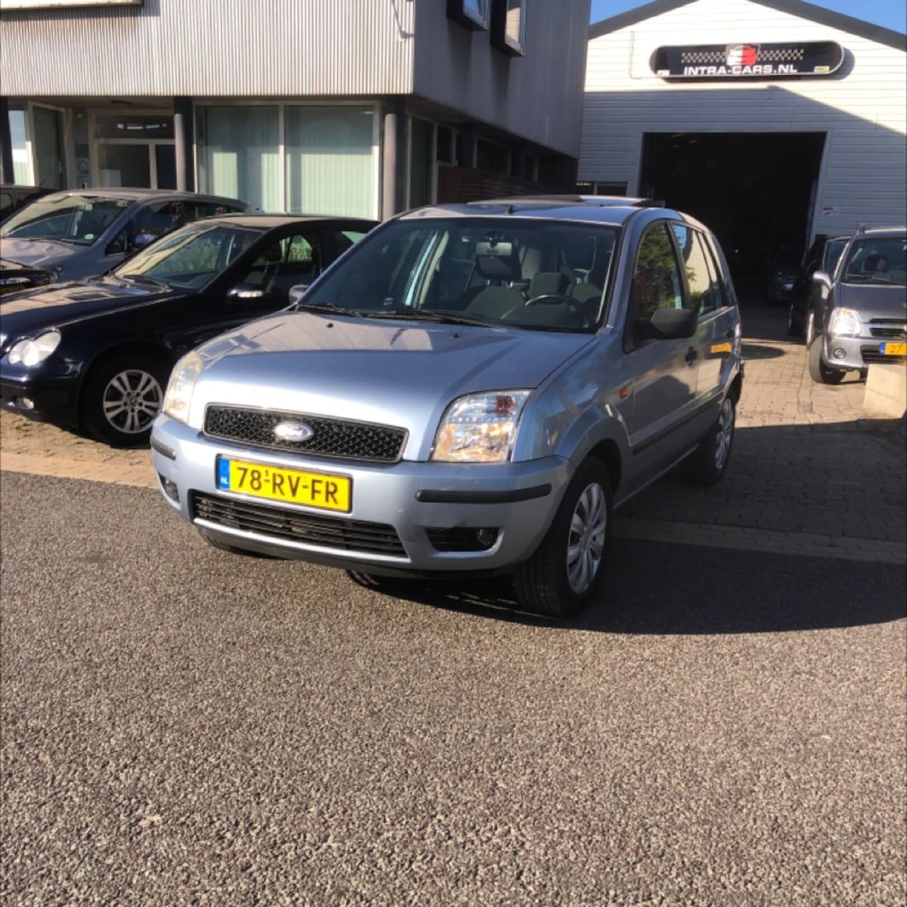 Ford Fusion - 1.4-16V Trend Volledig onderhouden en perfect rijdende Fusion. Met 156666 kilometer. Nieuw - AutoWereld.nl