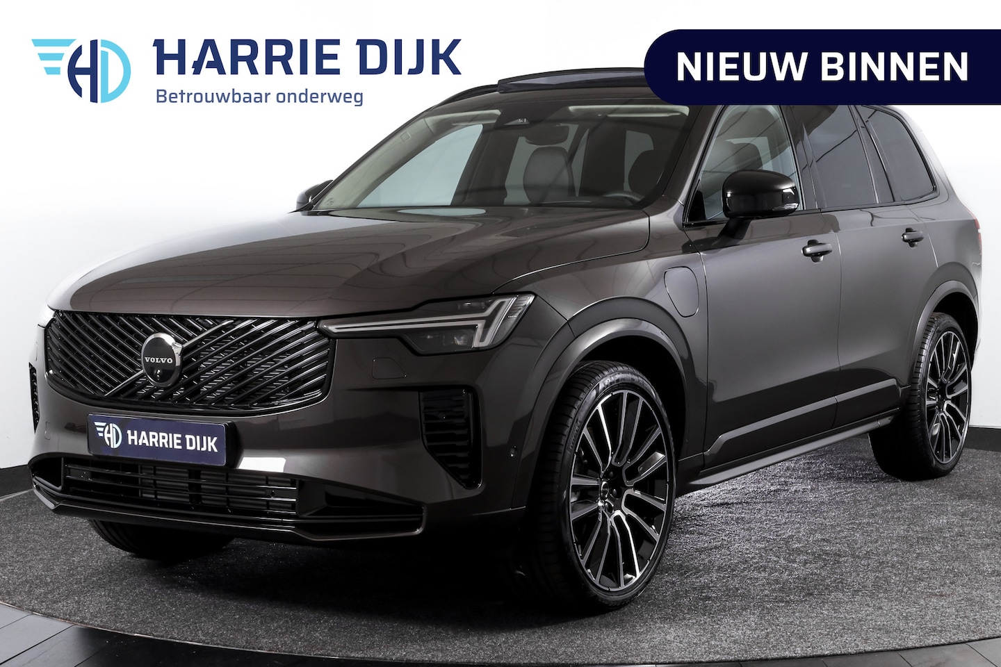 Volvo XC90 - 2.0 T8 Plug-in hybrid AWD Ultra Dark | Leder Pakket | S/K-Panodak | Luchtvering | Bowers & - AutoWereld.nl