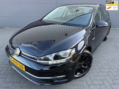 Volkswagen Golf - 1.5 TSI Business Edition*Automaat*PARK SENSOREN*131PK*NAVI*STOEL VERWARMING*CRUISE*2EIGNAA