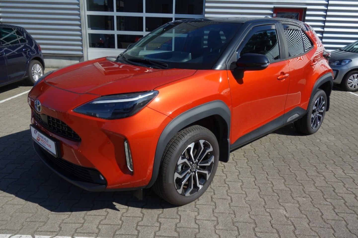 Toyota Yaris Cross - 1.5 Hybrid Dynamic 1.5 HYBRID DYNAMIC, Winterpakket, All Season, BiTone - AutoWereld.nl