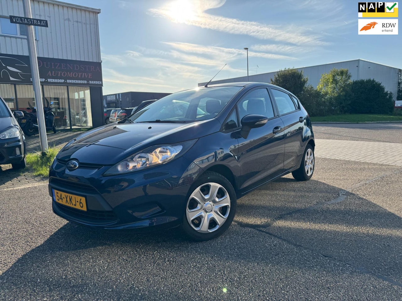 Ford Fiesta - 1.25 Limited Lage Km-stand met Nap! Airco - AutoWereld.nl