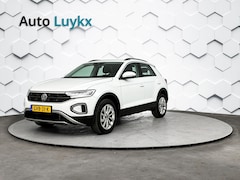 Volkswagen T-Roc - 1.5 TSI Life Business DSG Automaat | Climate Control | Parkeersensoren voor + achter | 17'