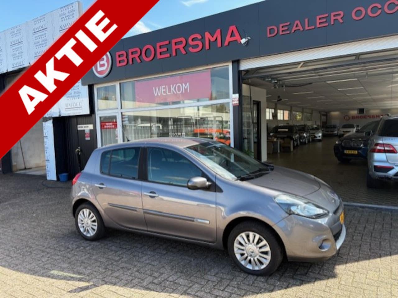 Renault Clio - 1.2 Collection DEALERONDERHOUDEN * NW APK - AutoWereld.nl
