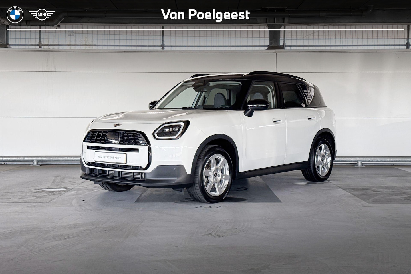 MINI Countryman - 1.5 C Classic M Plus 1.5 C Classic M Plus - AutoWereld.nl