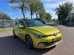 Volkswagen Golf - 1.5 TSI pano navi bomvol opties