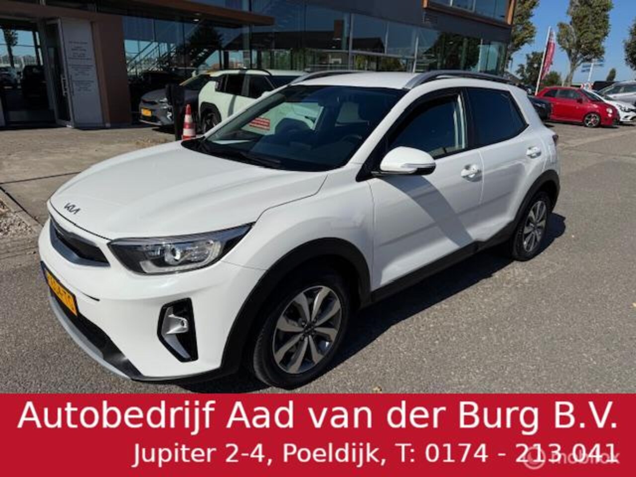 Kia Stonic - 1.0 T-GDI DynamicPlusLine 16 inch velgen & banden , Navigatie , Bluetooth Priveglas , Elec - AutoWereld.nl
