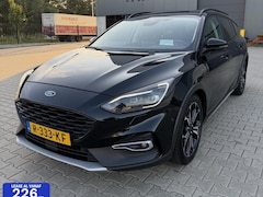 Ford Focus Wagon - 1.5 Active 150pk | Automaat | Panoramadak