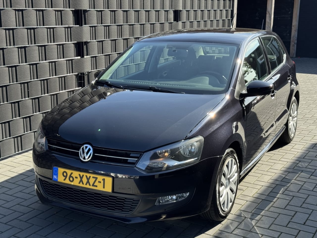 Volkswagen Polo - 1.2TSI BlM. Comfl. AIRCO| CRUISE| NAP| TREKHAAK| 5DRS - AutoWereld.nl