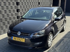Volkswagen Polo - 1.2TSI BlM. Comfl. AIRCO| CRUISE| NAP| TREKHAAK| 5DRS