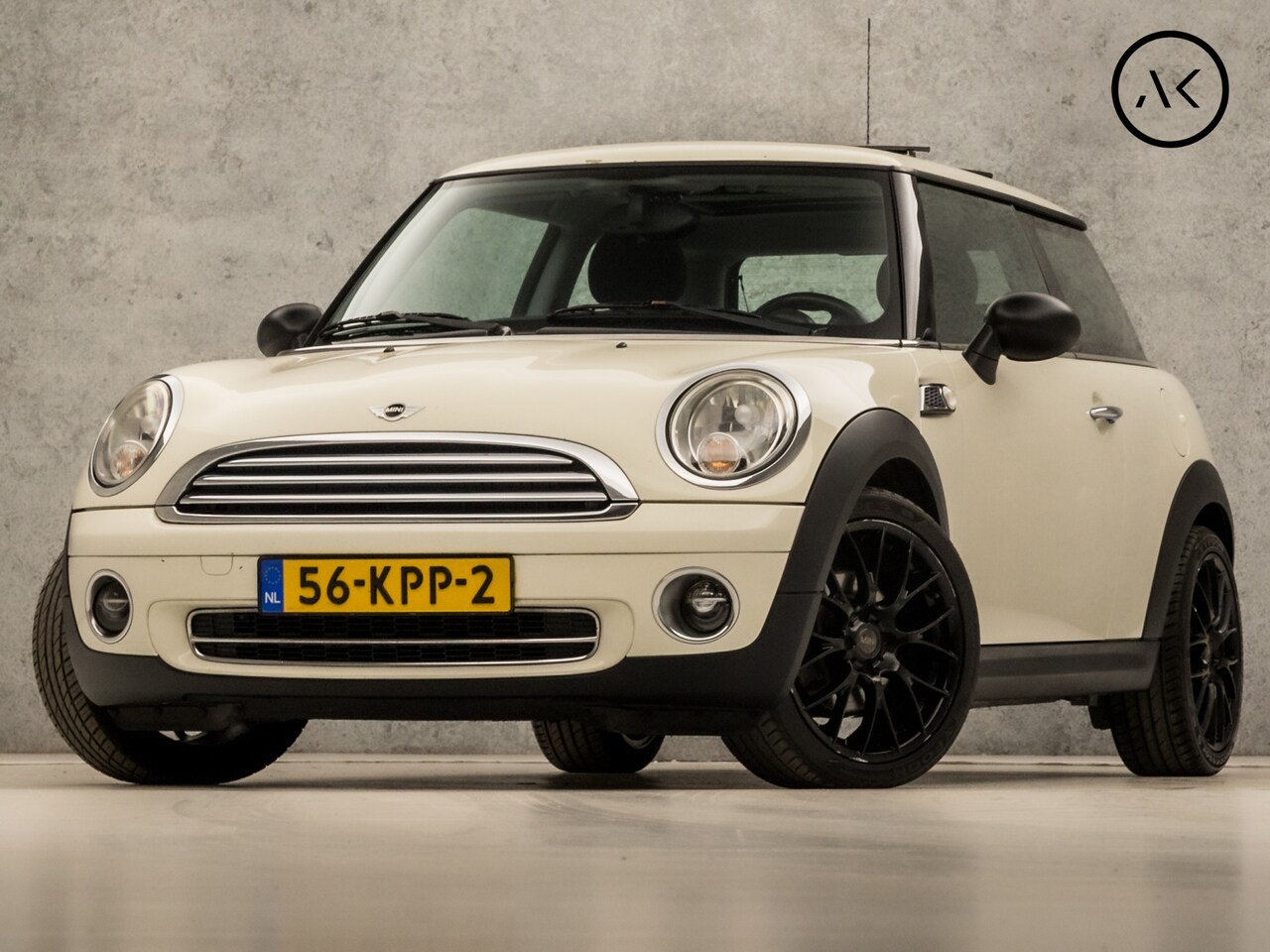 MINI One - Mini 1.4 Anniversary MK II (SCHUIFDAK, YOUNGTIMER, AIRCO, CRUISE, SPORTSTOELEN, GETINT GLA - AutoWereld.nl