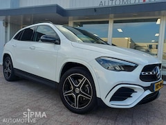 Mercedes-Benz GLA-Klasse - 250e AMG/Pano/Trekhaak/Sfeer/2024/12dkm