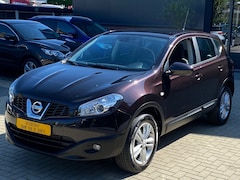 Nissan Qashqai - 2.0 Acenta NIEUWSTAAT XENON CRUISE CLIMA PDC TREKHAAK
