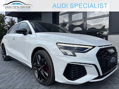 Audi A3 Sportback - 45 TFSI e-tron 245 pk S-line Black Pano