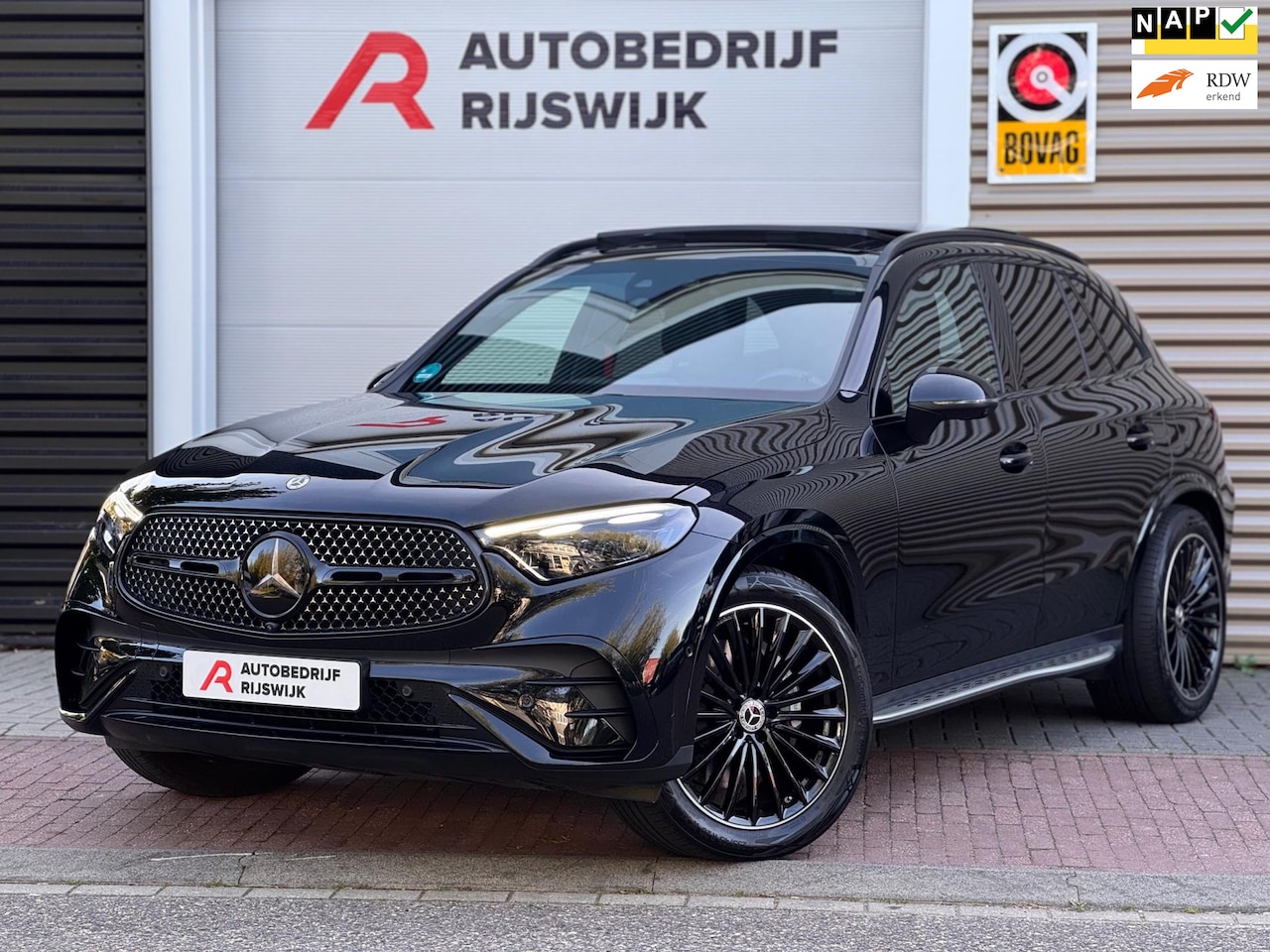 Mercedes-Benz GLC-klasse - 400e 4MATIC AMG Burmester/Luchtvering/360/Pano - AutoWereld.nl