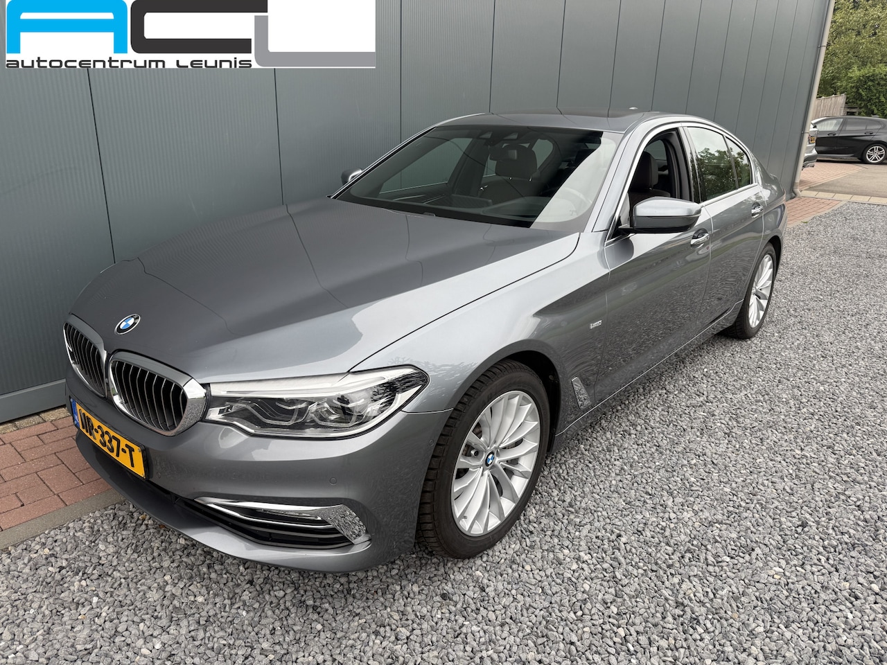 BMW 5-serie - 530i xDrive Automaat High Executive Sedan - AutoWereld.nl