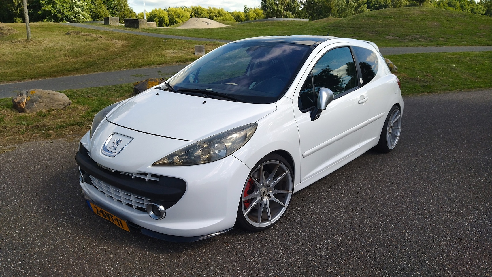 Peugeot 207 - 1.6-16V T RC White Edition     Gereviseerd motorblok! - AutoWereld.nl