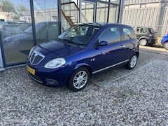 Lancia Y(psilon) - Ypsilon 1.4 Blue & Me