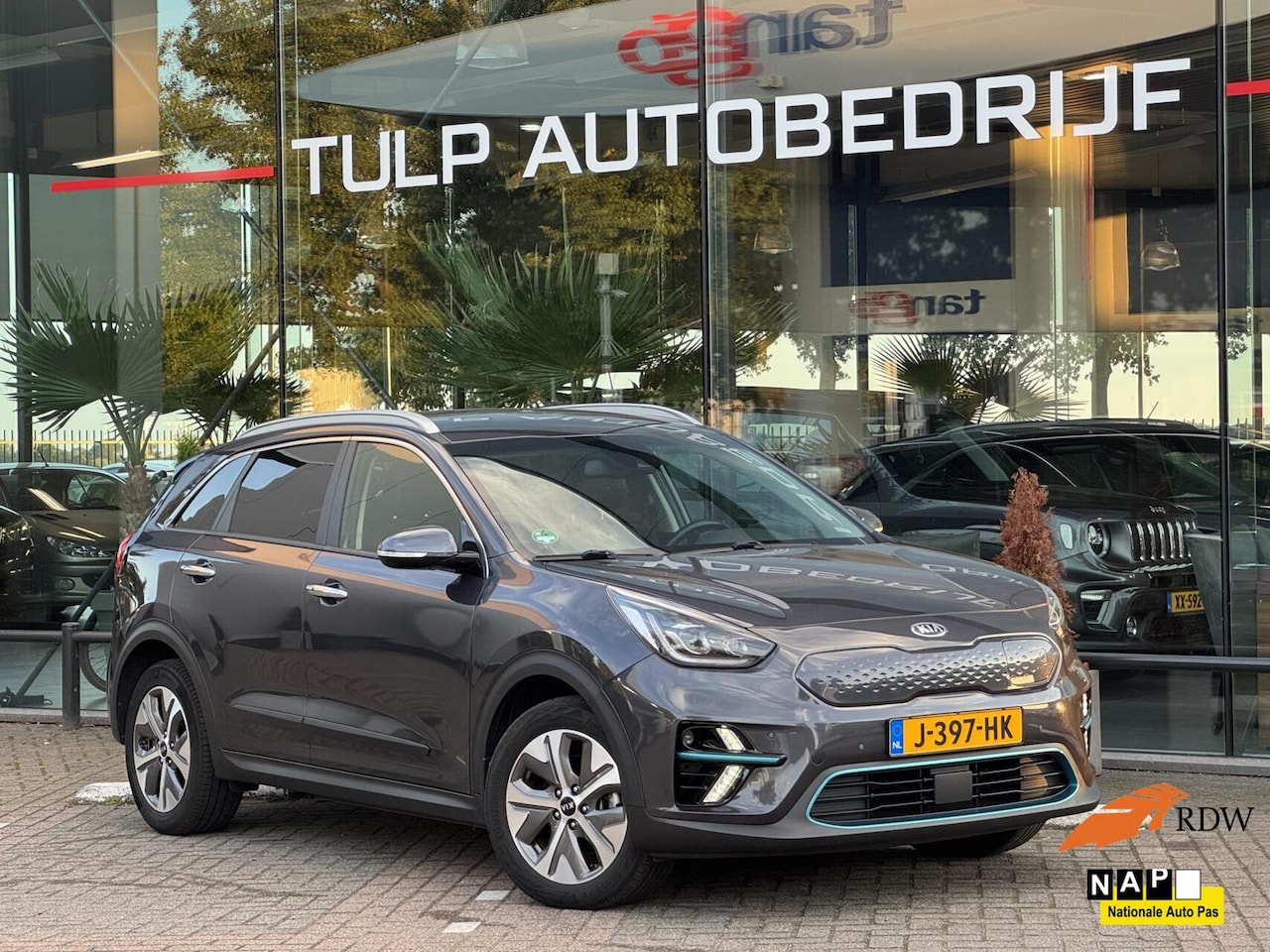 Kia e-Niro - ExecutiveLine 64 kWh 2021 Leder Navi 1e eigen btw - AutoWereld.nl