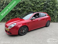 Alfa Romeo Giulietta - 1.7 TBi 241PK Sport|Kuipstoelen|Netjes