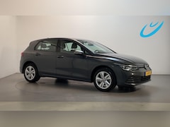 Volkswagen Golf - 1.5 TSI Life Business Sfeerverlichting Camera LED Navigatie Alcantara