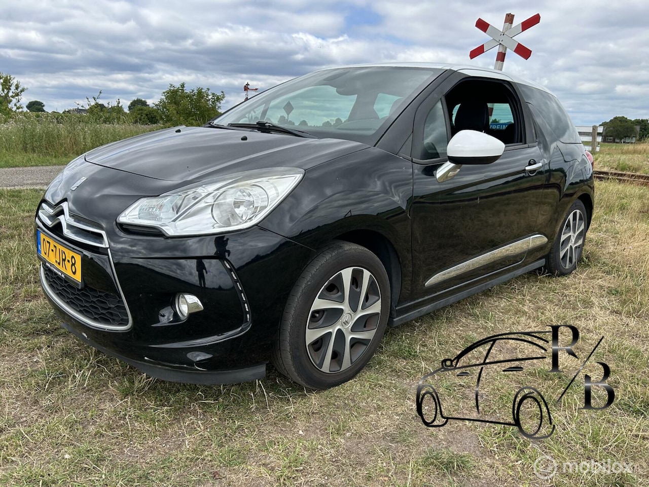 Citroën DS3 - 1.2 VTi Chic AIRCO NAVI CRUISE APK LEES TEKST - AutoWereld.nl