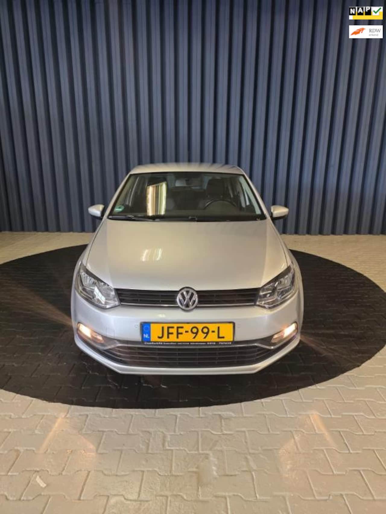 Volkswagen Polo - 1.0 Comfortline 1.0 Comfortline - AutoWereld.nl