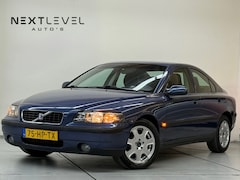 Volvo S60 - 2.4 Cruise Arico Dist.Riem Vw NAP Nw 4 Banden Onderhdn