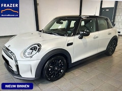 MINI Cooper - 1.5 EDITION / AUTOMAAT LED / NAVI / FULL OPTION / RIJKLAAR