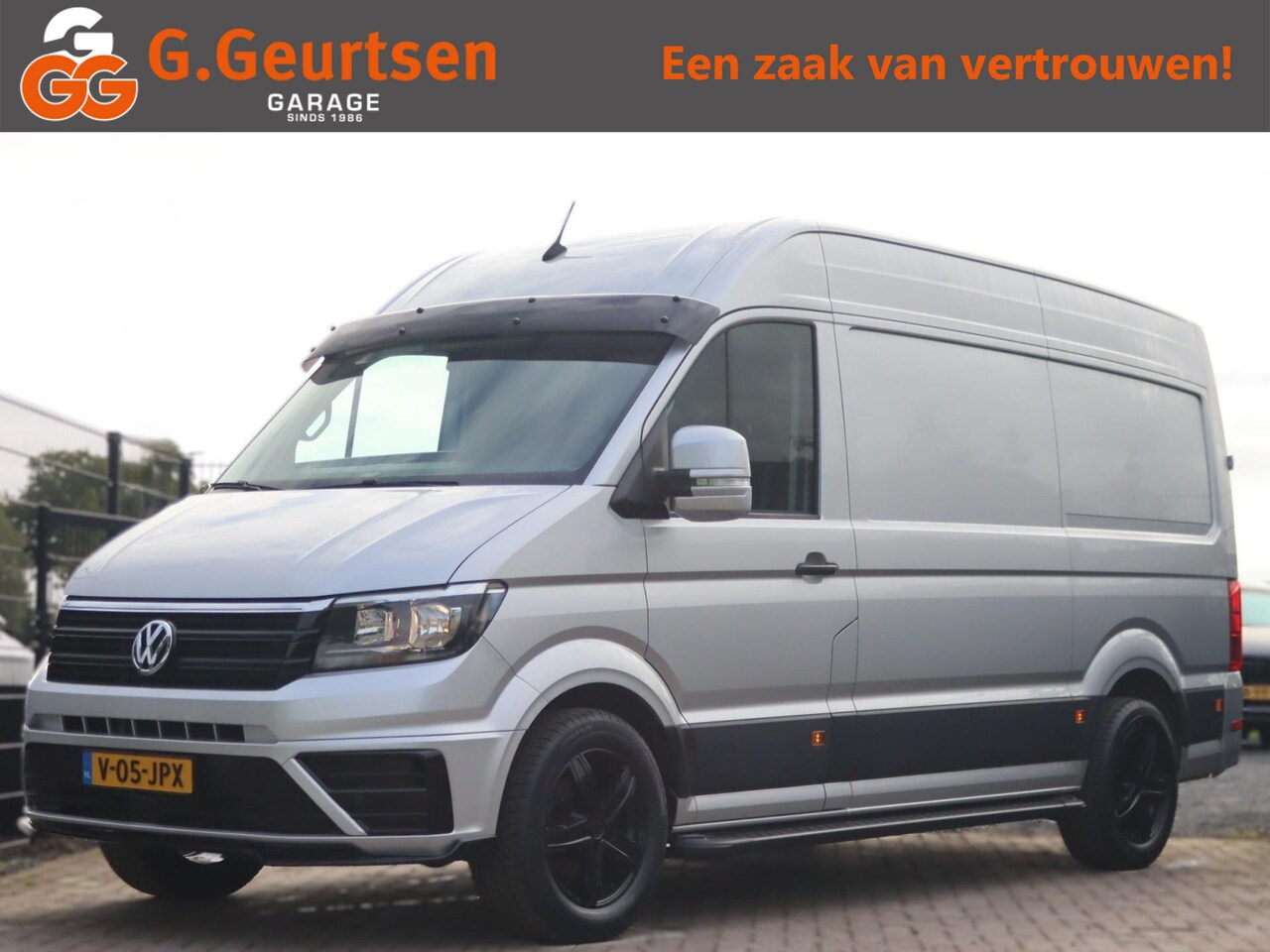 Volkswagen Crafter - 35 Comfortline 2.0 TDI 177PK L3H3 DSG, ACC, Trekhaak, Navigatie, Apple CarPlay, Leder - AutoWereld.nl