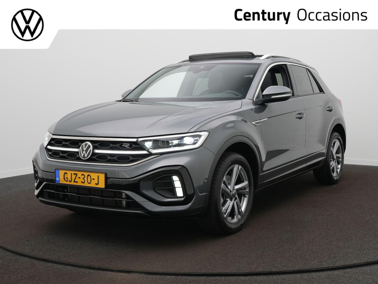 Volkswagen T-Roc - 1.5 TSI R-Line / Panoramadak / Side Assist / Acc - AutoWereld.nl