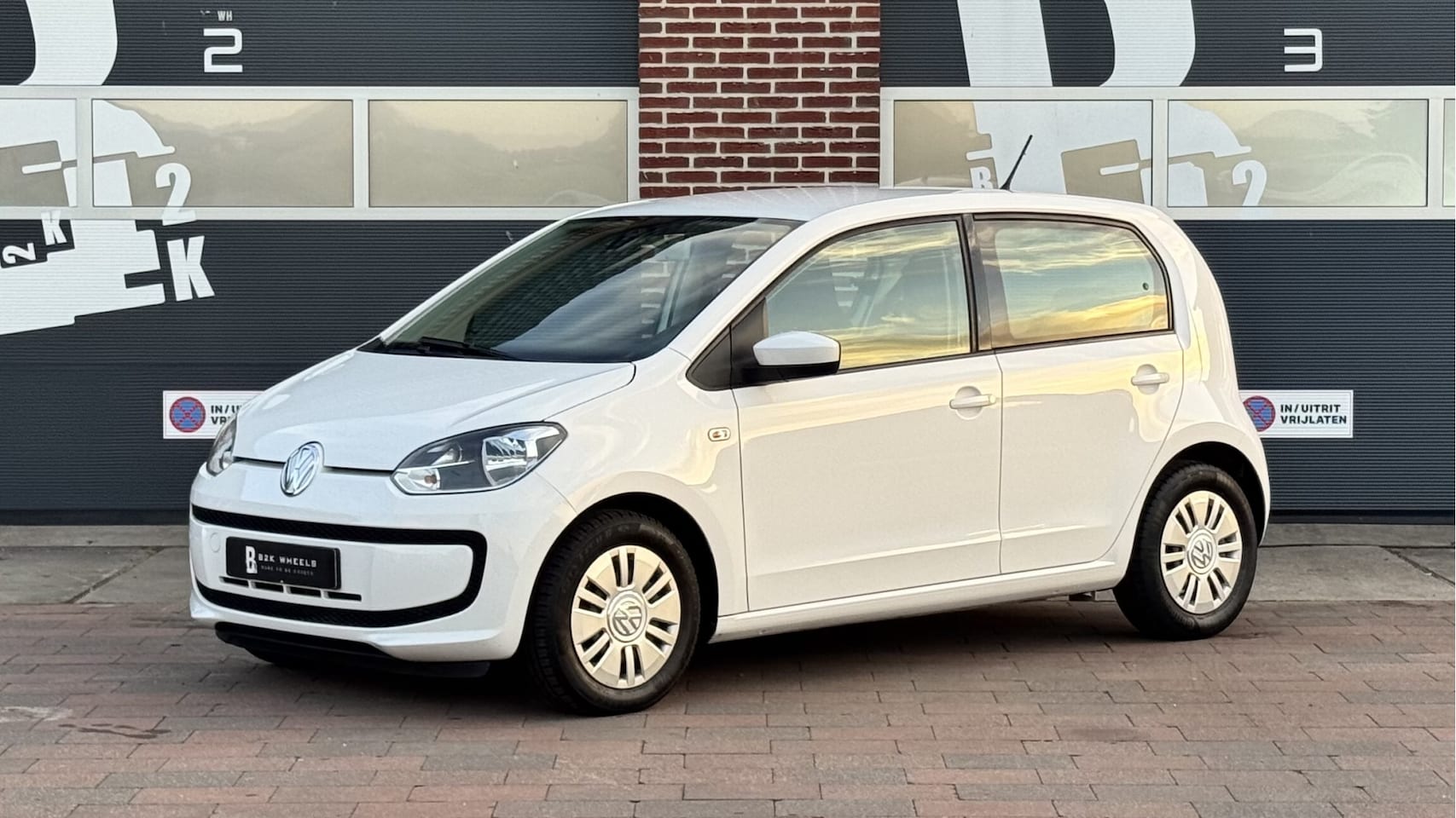 Volkswagen Up! - 1.0 move up! BlueMotion Airco | Elektr. ramen  5 deurs | Incl nieuwe apk - AutoWereld.nl