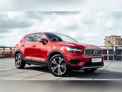 Volvo XC40 - T4 Recharge Inscription / Leder / 19" velgen / Achterbank verwarmd /