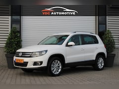Volkswagen Tiguan - 1.4 TSI Sport&Style Trekhaak | Navi | Cruisecontrol | Clima | Keurige auto | Hoge Instap