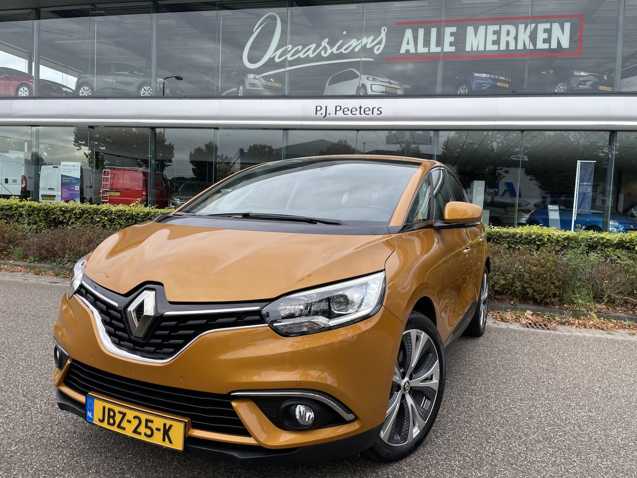 Renault Scénic - 1.2 TCe Intens Airco - Cruise control - Parkeersensoren voor en achter - Navigatiesysteem - AutoWereld.nl