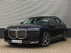 BMW i7 - xDrive60 - Stoelverwarming voor + achter - Head-up Display - 106kWh