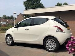 Lancia Y(psilon) - 0.9 TwinAir Gold