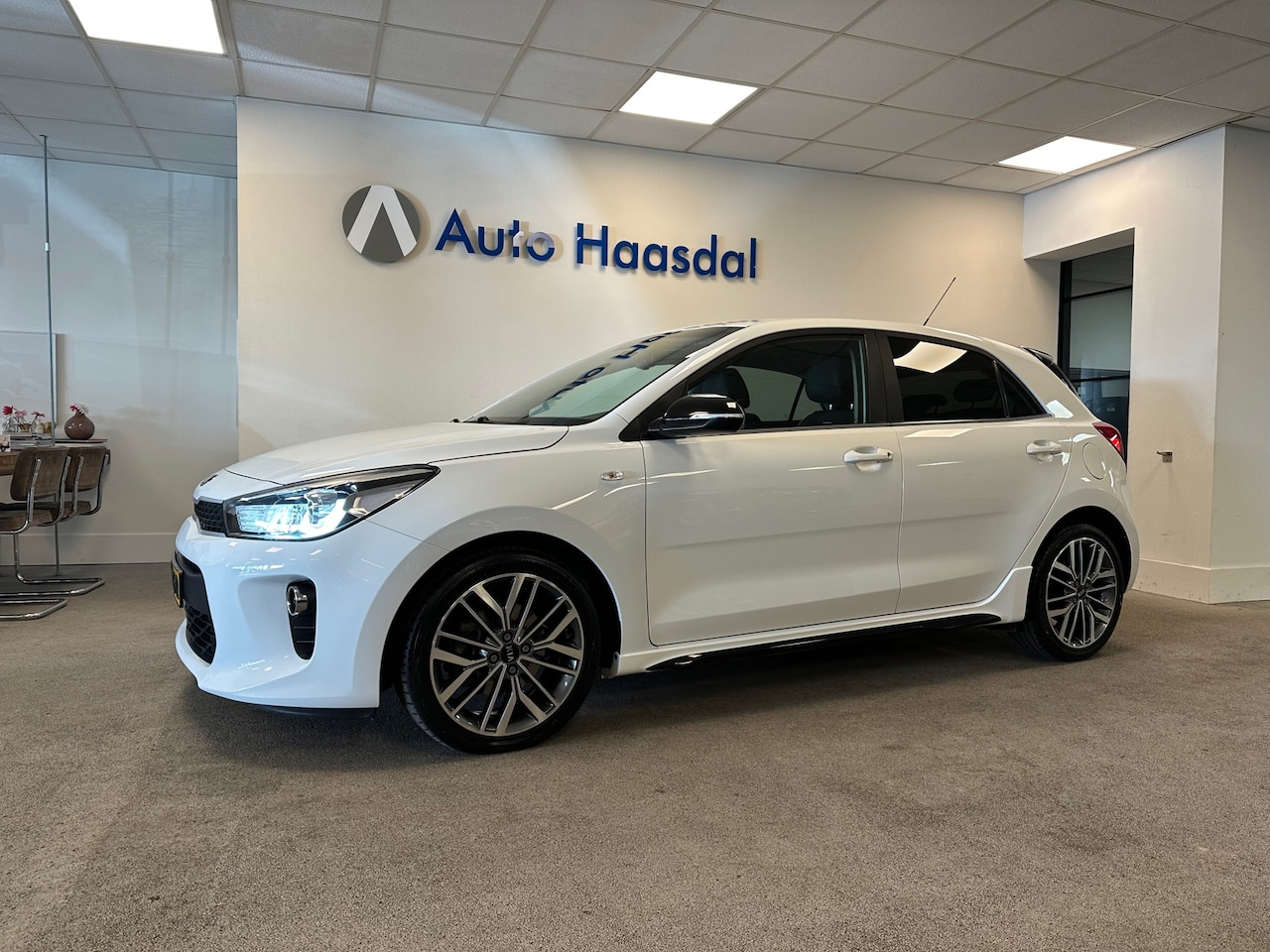 Kia Rio - 1.0 TGDI GT-Line|CRUISE|CARPLAY|NAVI|CAMERA|CLIMA|17" - AutoWereld.nl