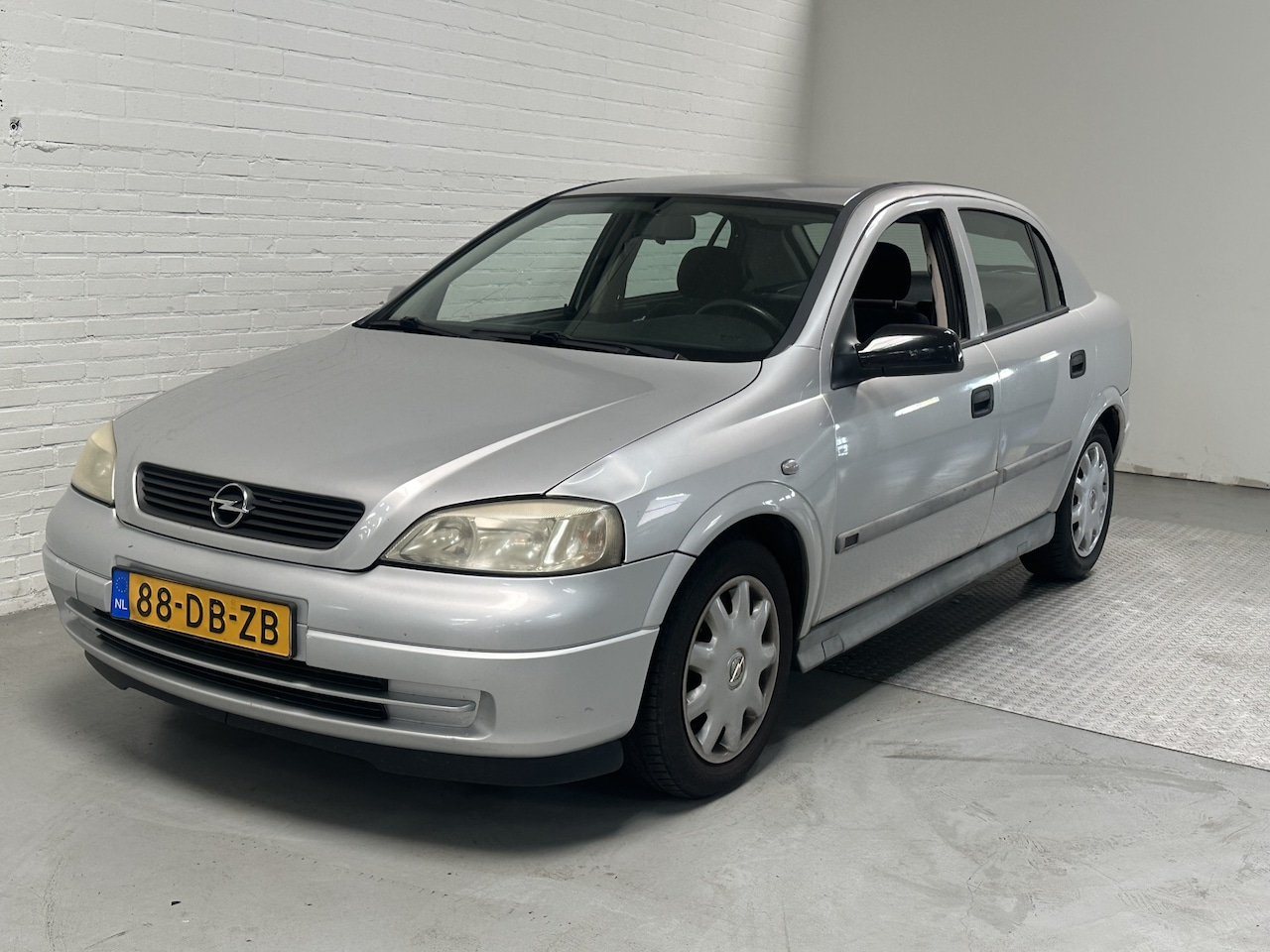 Opel Astra - 1.6 Club 1e EIGENAAR !!!ELK,RAMEN /STUURBKT /AUTOMAAT - AutoWereld.nl