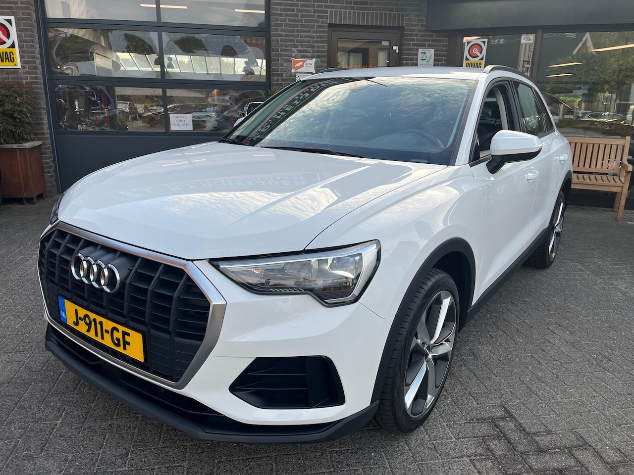 Audi Q3 - 35 TFSI ProLine PDC App-Connect - AutoWereld.nl