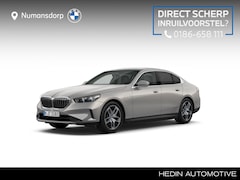 BMW 5-serie - Sedan 530e | Harman/kardon | Panorama | 360 cam | 4x stoelverw. | Stoelventilatie | 4-zone