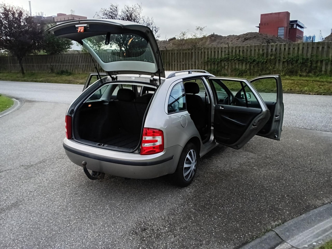 Skoda Fabia Combi - 1.4-16V Spirit+