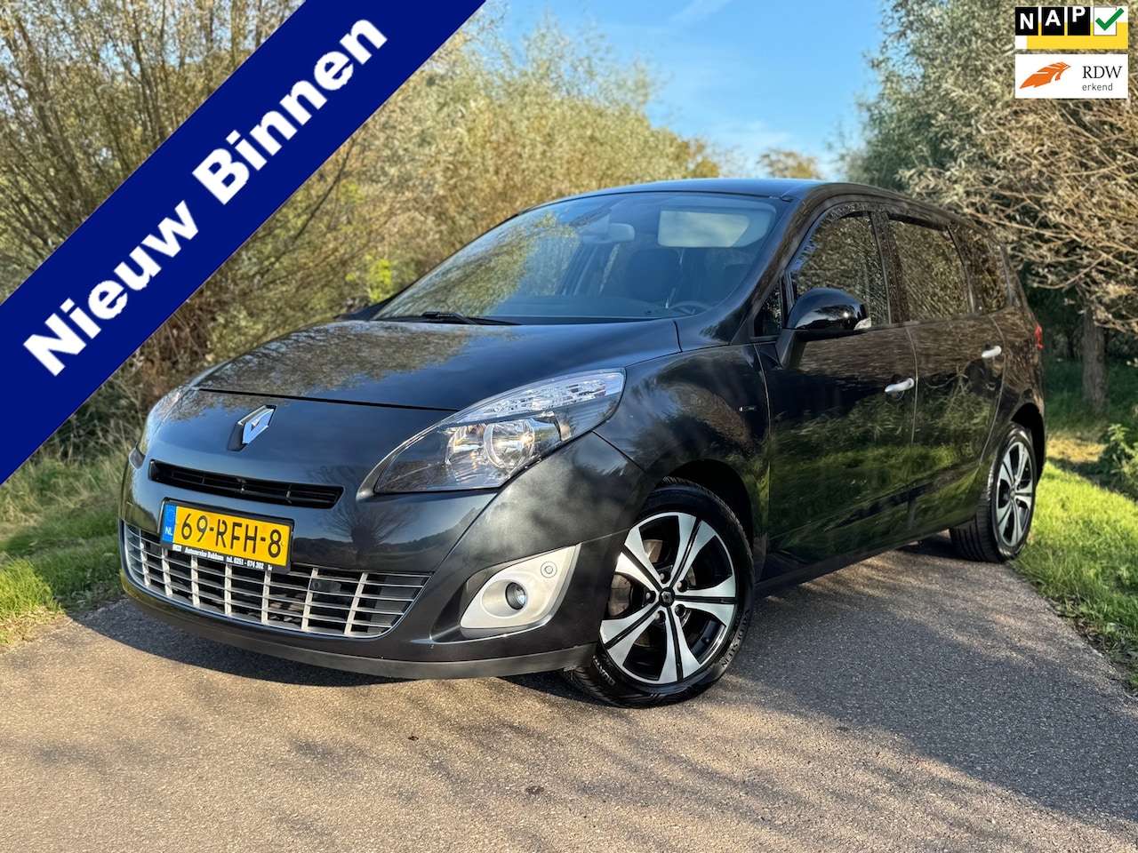Renault Grand Scénic - 2.0 Bose / Automaat / Cruise Control / Achteruit rij camera / Lm velgen / Climate Control - AutoWereld.nl