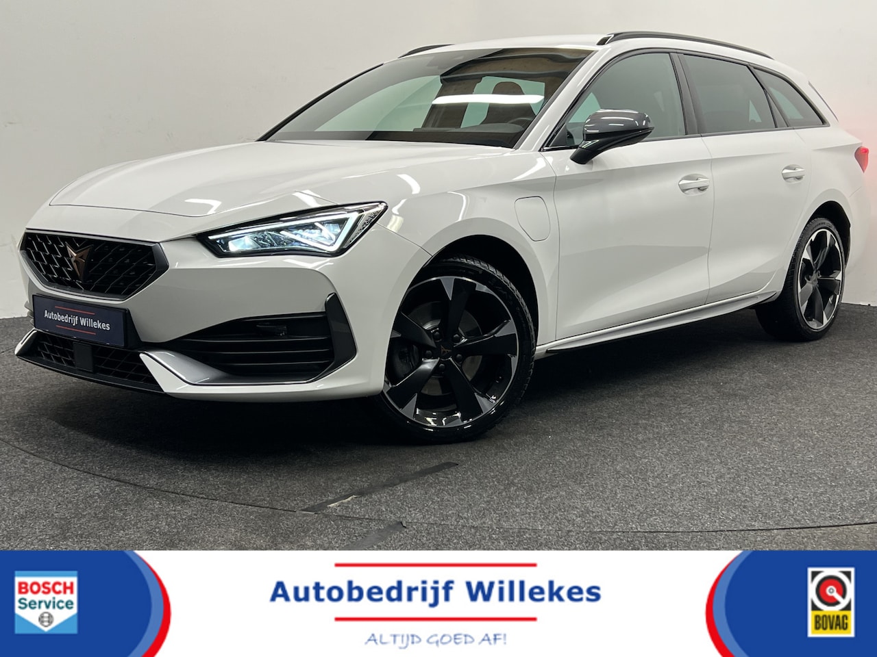 CUPRA Leon Sportstourer - 1.4 e-Hybrid VZ Business | NAVI | TREKHAAK | LEDEREN BEKLEDING | STOEL-/STUURVERWARMING | - AutoWereld.nl