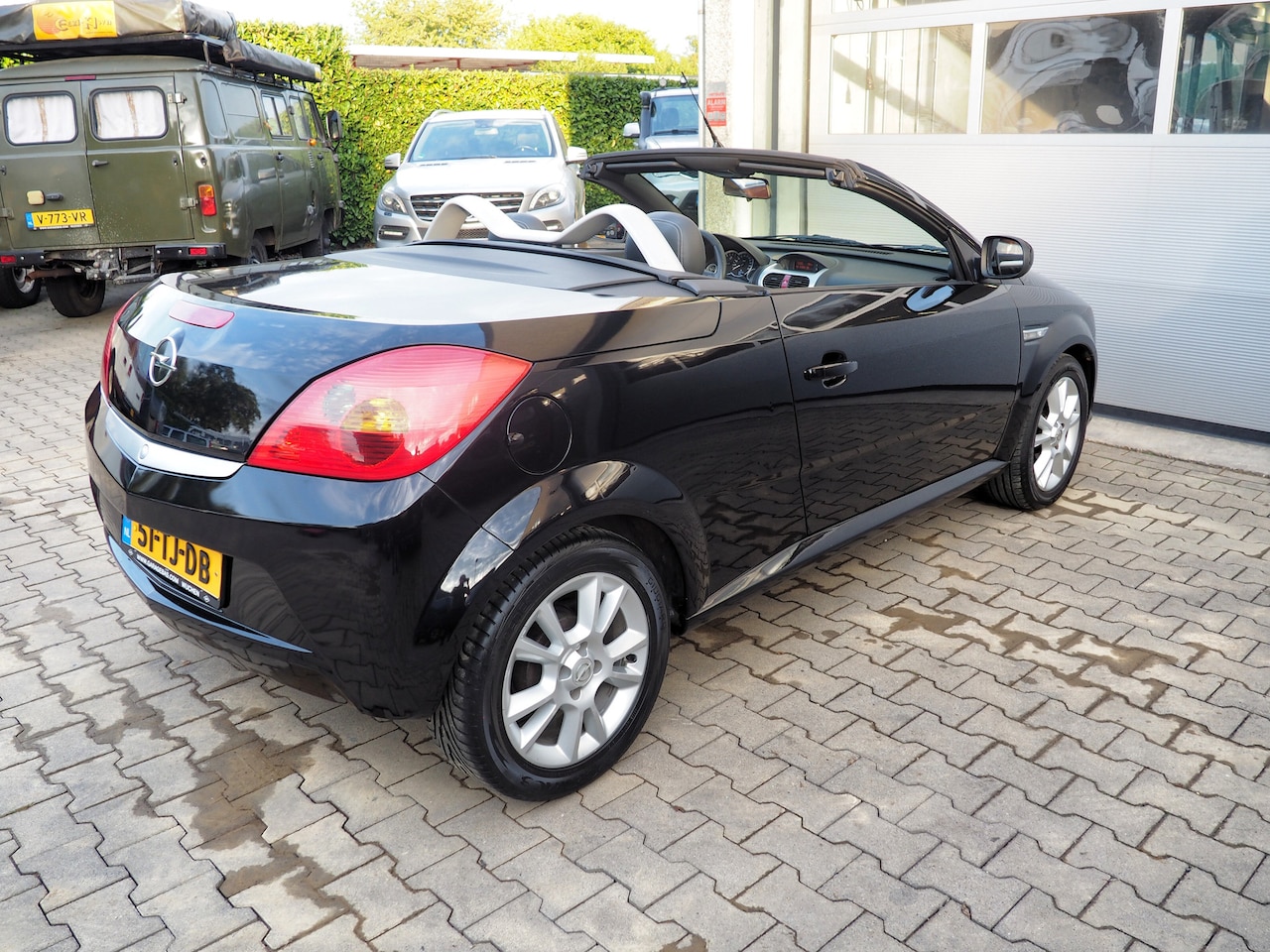 Opel Tigra TwinTop - 1.4 Sport AIRCO LEDER STOELVERW. LM VELGEN.